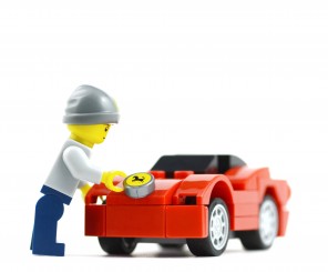 Three people have been arrested for making and selling counterfeit Ferraris and Lamborghinis out of a workshop in Girona, Spain.